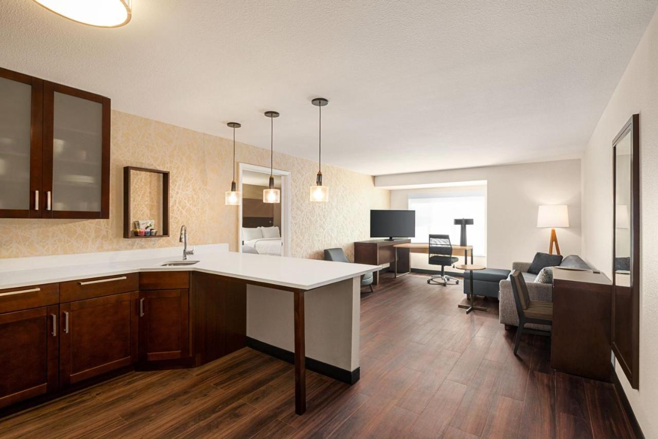 Residence Inn Denver Cherry Creek Экстерьер фото