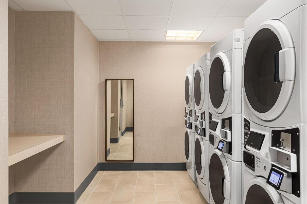 Residence Inn Denver Cherry Creek Экстерьер фото